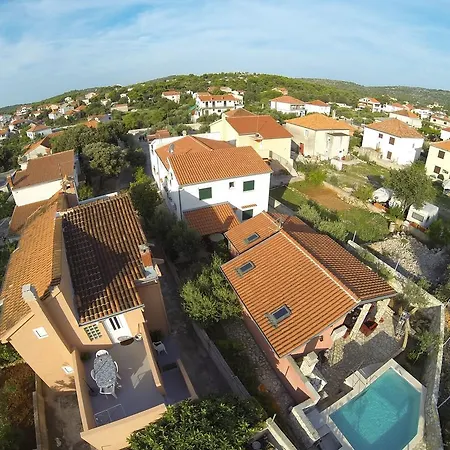 Dalmacija Apartment *