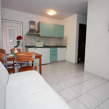 Apartment Dalmacija *